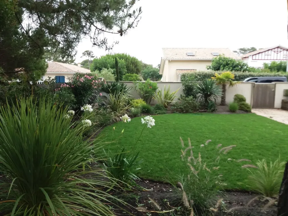 Jardinier dans le Médoc